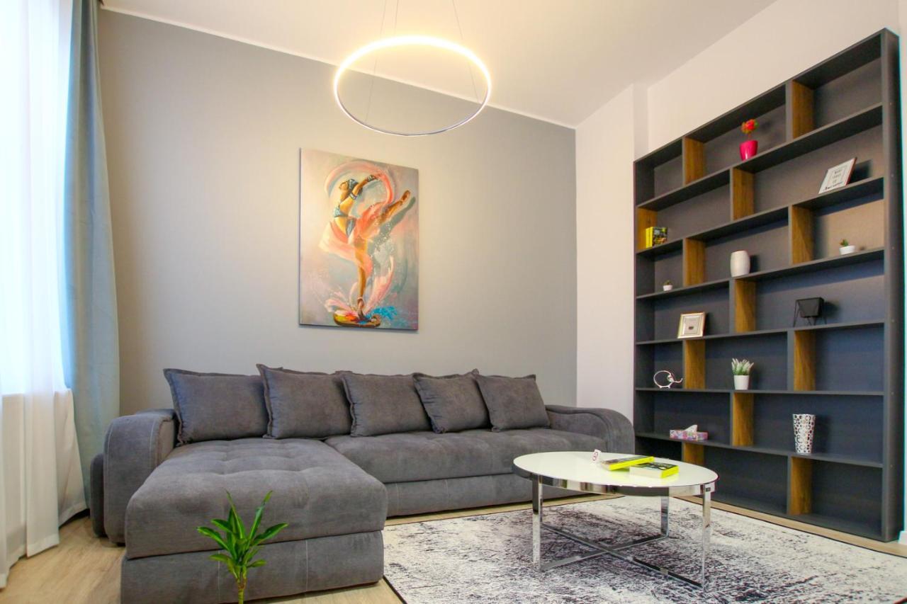 Mianelly Center Daire Köstence Dış mekan fotoğraf