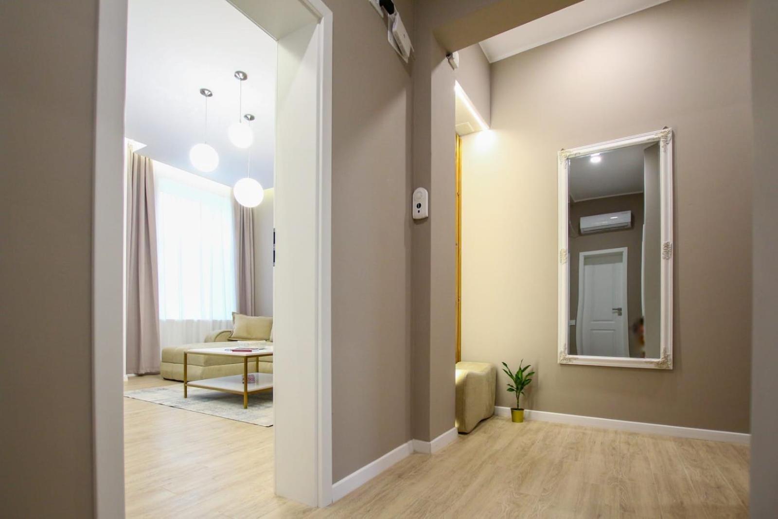 Mianelly Center Daire Köstence Dış mekan fotoğraf
